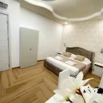 Elvi 2 3*